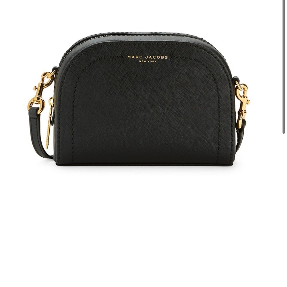 Small black used Marc jacobs crossbody bag - good condition!